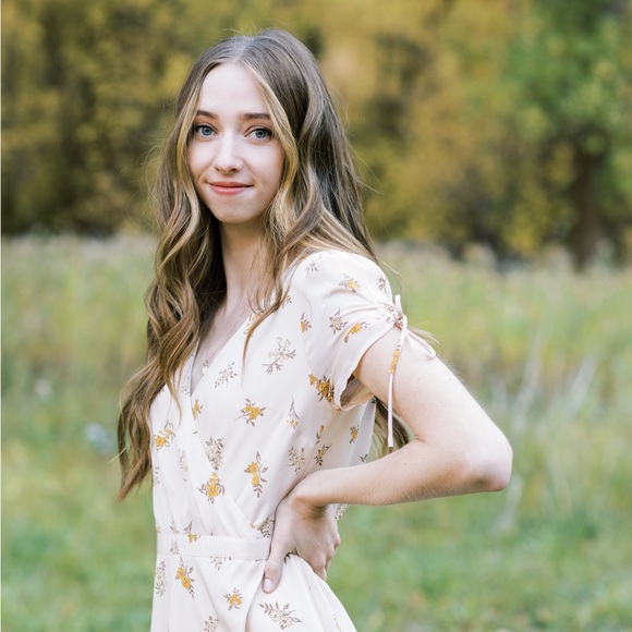 Meet your Posher, Meg - Picture 1 of 1